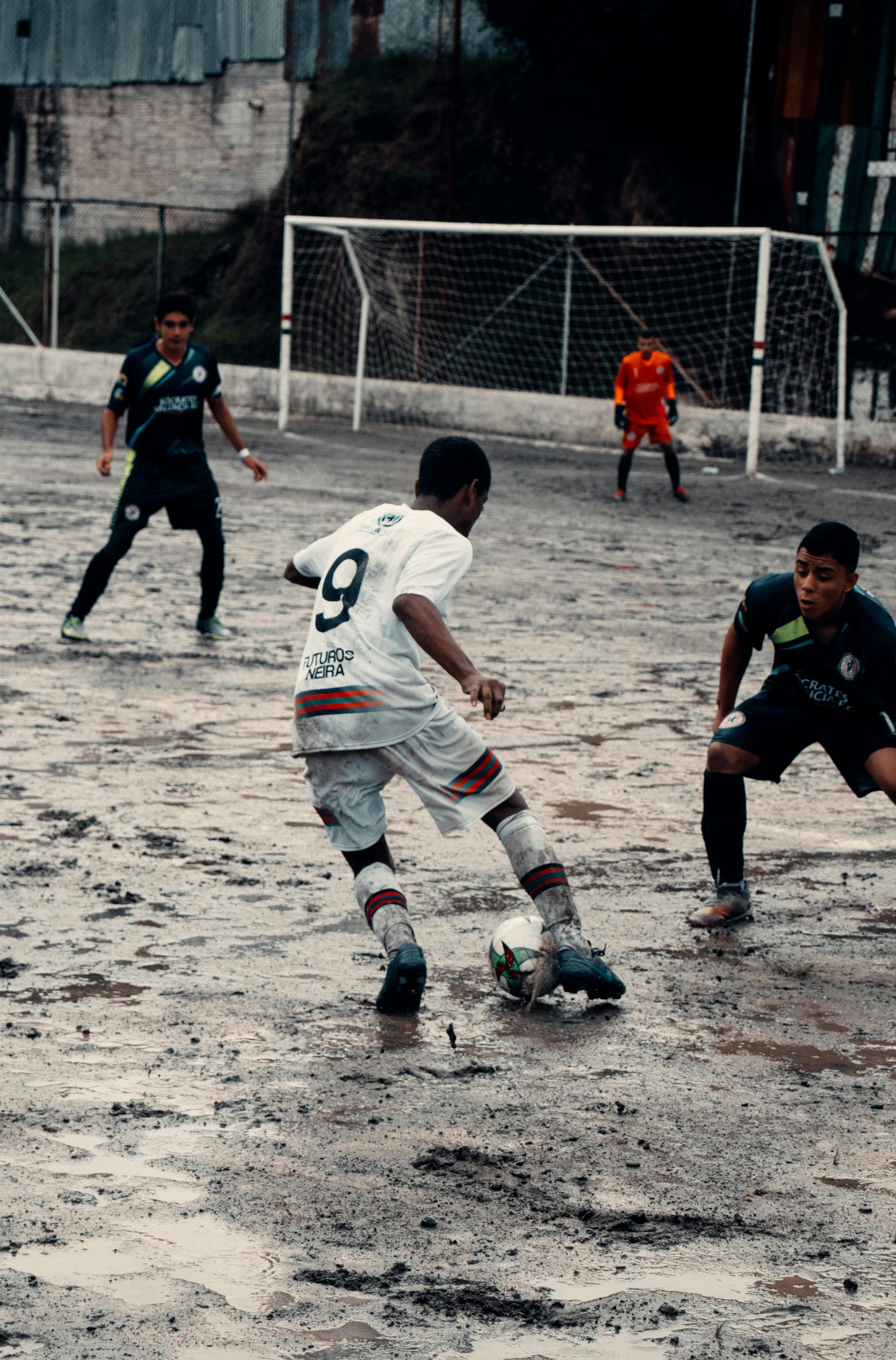 The Hidden Downsides of Playing Football: What Medicine and Sports Science Reveal